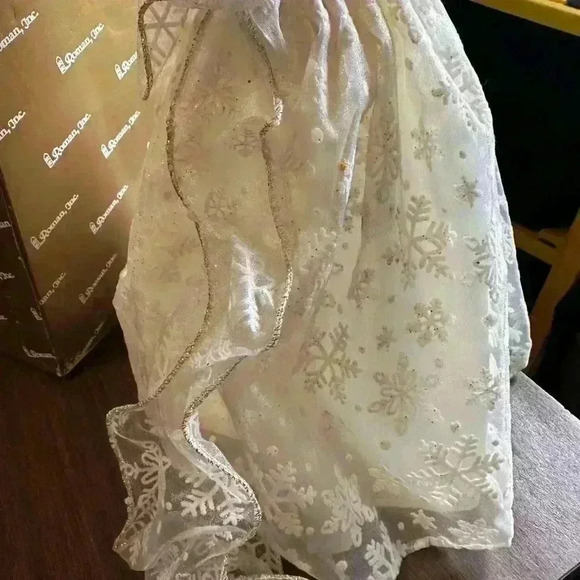 Angel Tree Topper. Roman Inc Lighted Angel. Plug In. Lace. Gold. Cream. Vintage - Picture 3 of 7